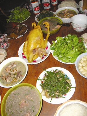 Mâm cơm không thể thiếu những thức truyền thống của người Nguồn Minh Hóa