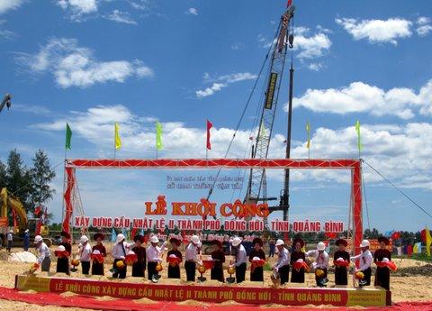 Khởi công cầu Nhật Lệ 2, công trình chào mừng Quốc khánh 2/9, mừng Ngày thành lập ngành GTVT 28/8