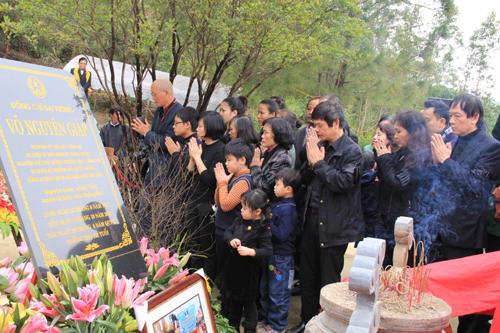 Gia-dinh-lam-le-4592-1389442836.jpg