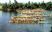 Le hoi dua thuyen