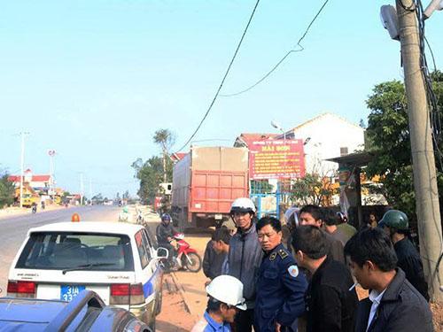 Lực lượng chức năng tại hiện trường