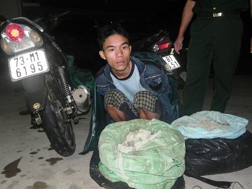 Khởi tố các đối tượng trong vụ vận chuyển chất nổ về VN tiêu thụ - Ảnh 1
