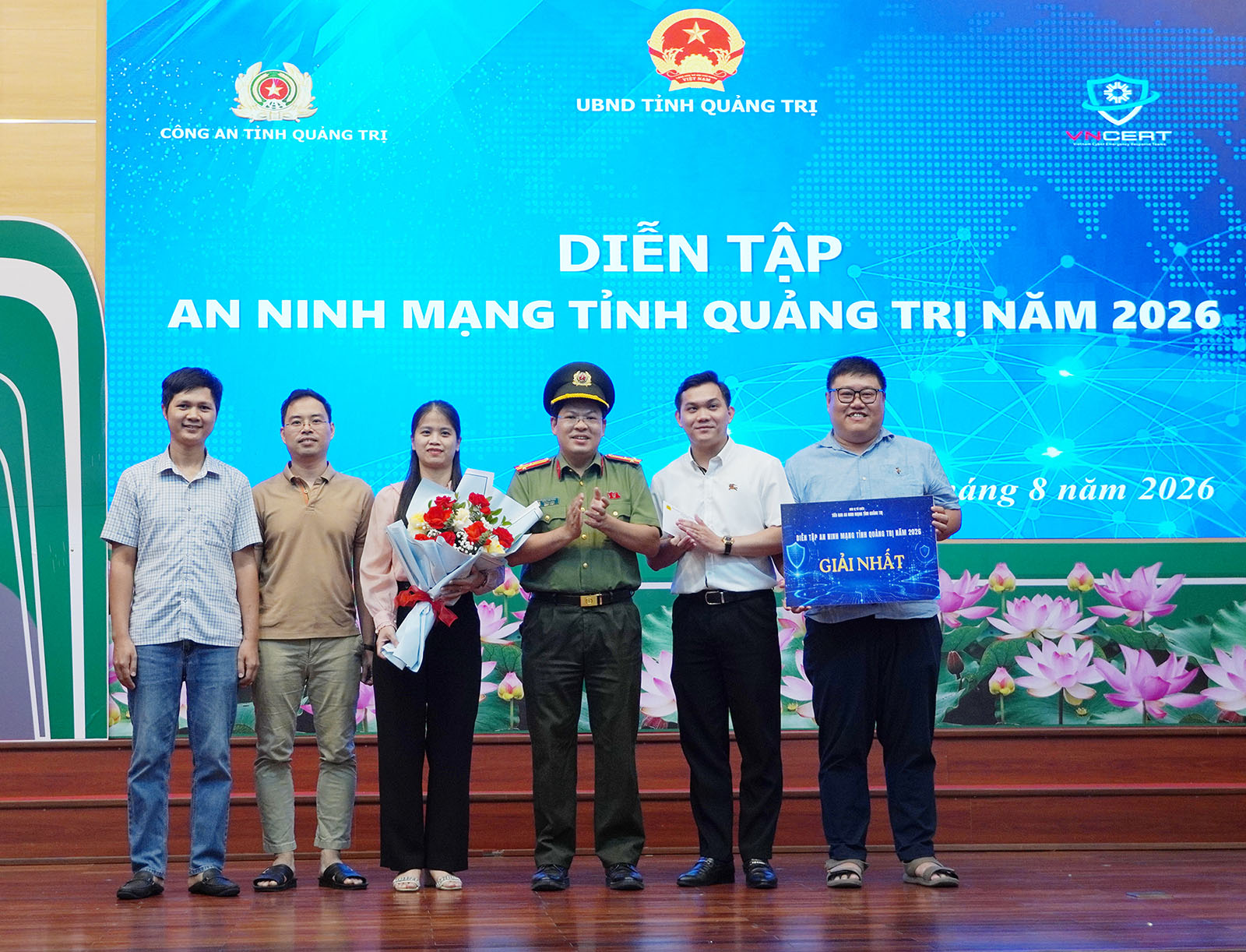 Đội Văn phòng UBND tỉnh xuất sắc đoạt giải Nhất tại buổi diễn tập an ninh mạng tỉnh Quảng Trị năm 2026