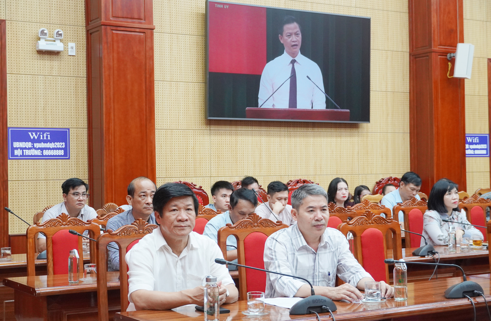 Nghiên cứu, học tập, quán triệt và triển khai thực hiện một số nghị quyết, chỉ thị của Bộ Chính trị