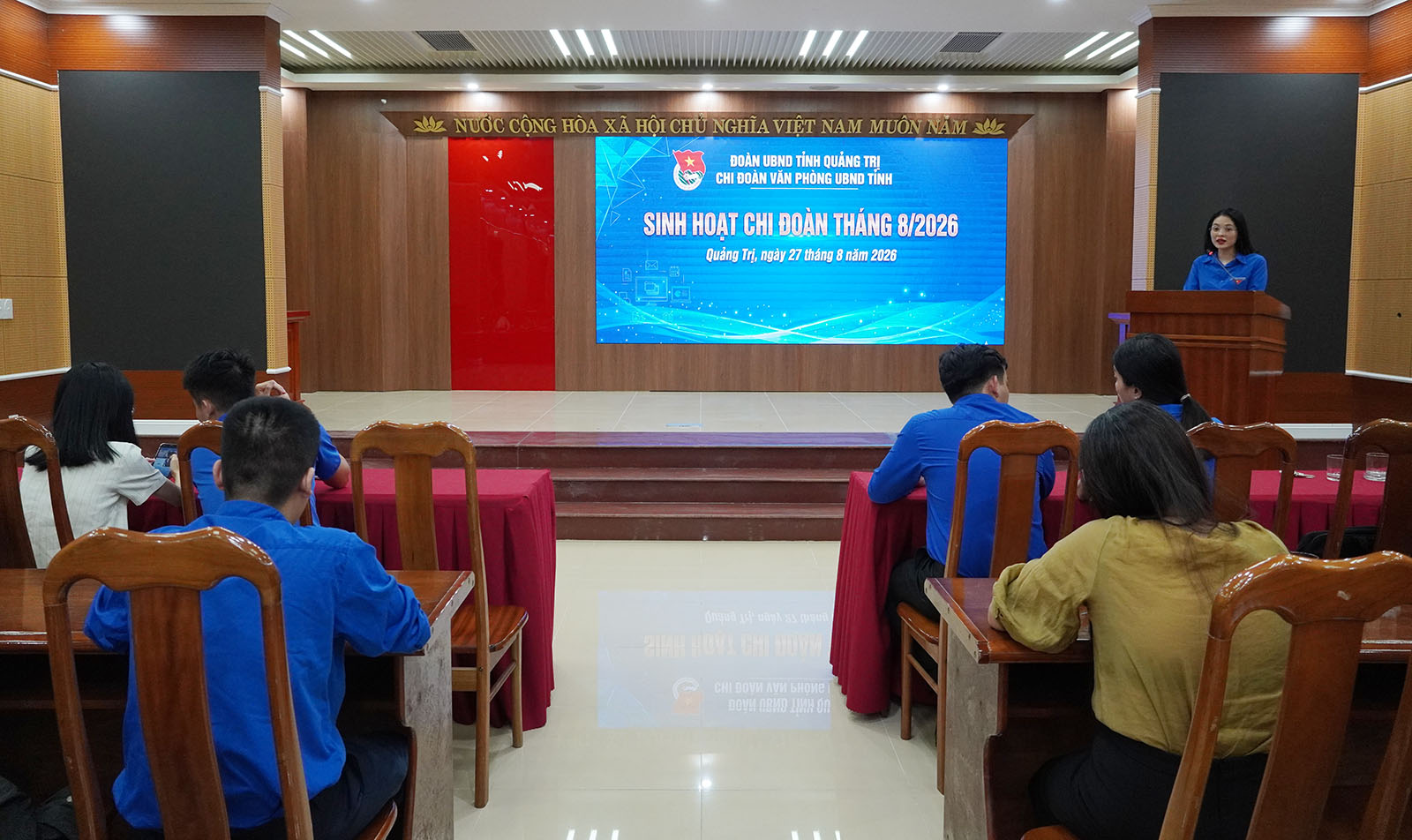 Chi đoàn Văn phòng UBND tỉnh: Sinh hoạt chuyên đề tháng 8